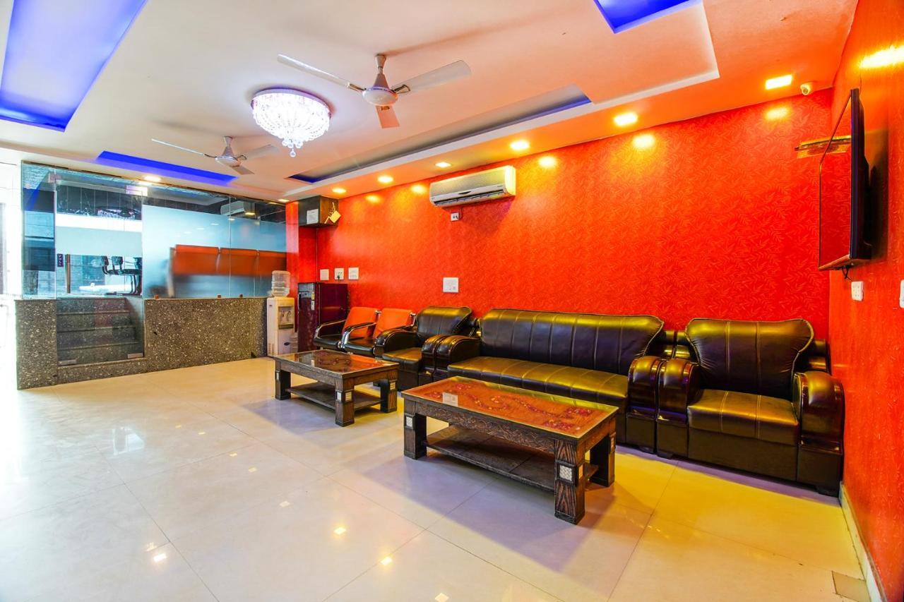Fabexpress Tp Suite Near Igi Airport New Delhi Extérieur photo