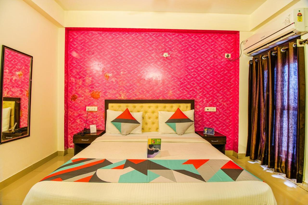 Fabexpress Tp Suite Near Igi Airport New Delhi Extérieur photo