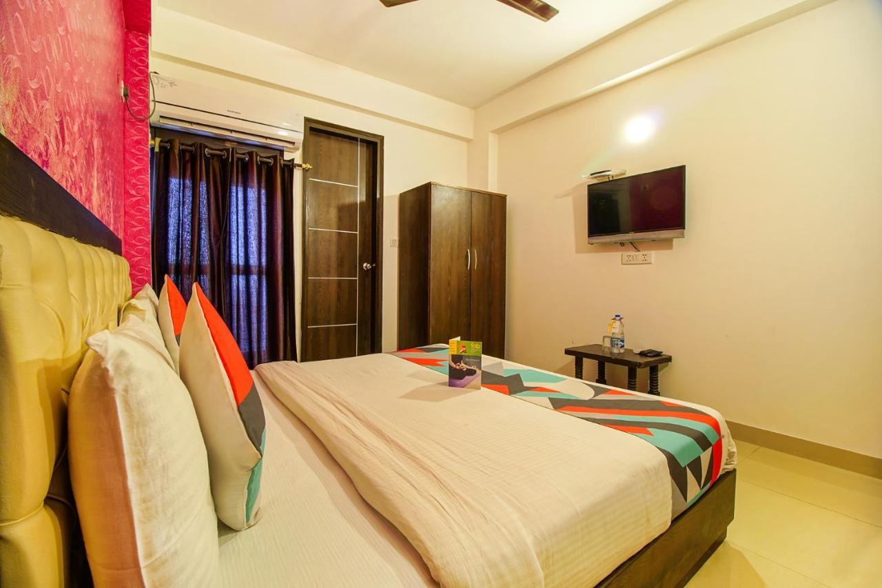 Fabexpress Tp Suite Near Igi Airport New Delhi Extérieur photo